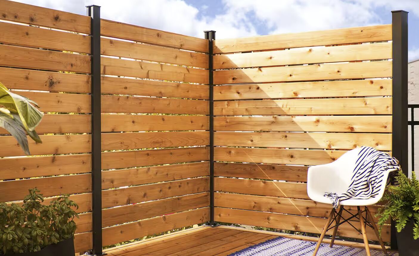 Durable modern horizontal wood fence designed for long-lasting performance in Ocala, FL